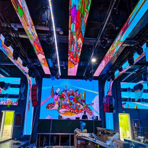 演艺酒吧室内全彩异形创意LED屏